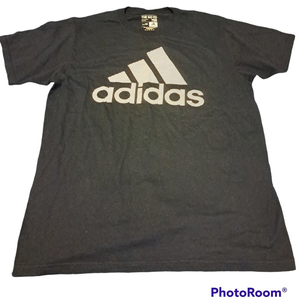 ADIDAS BRAND "GO-TO" TEE